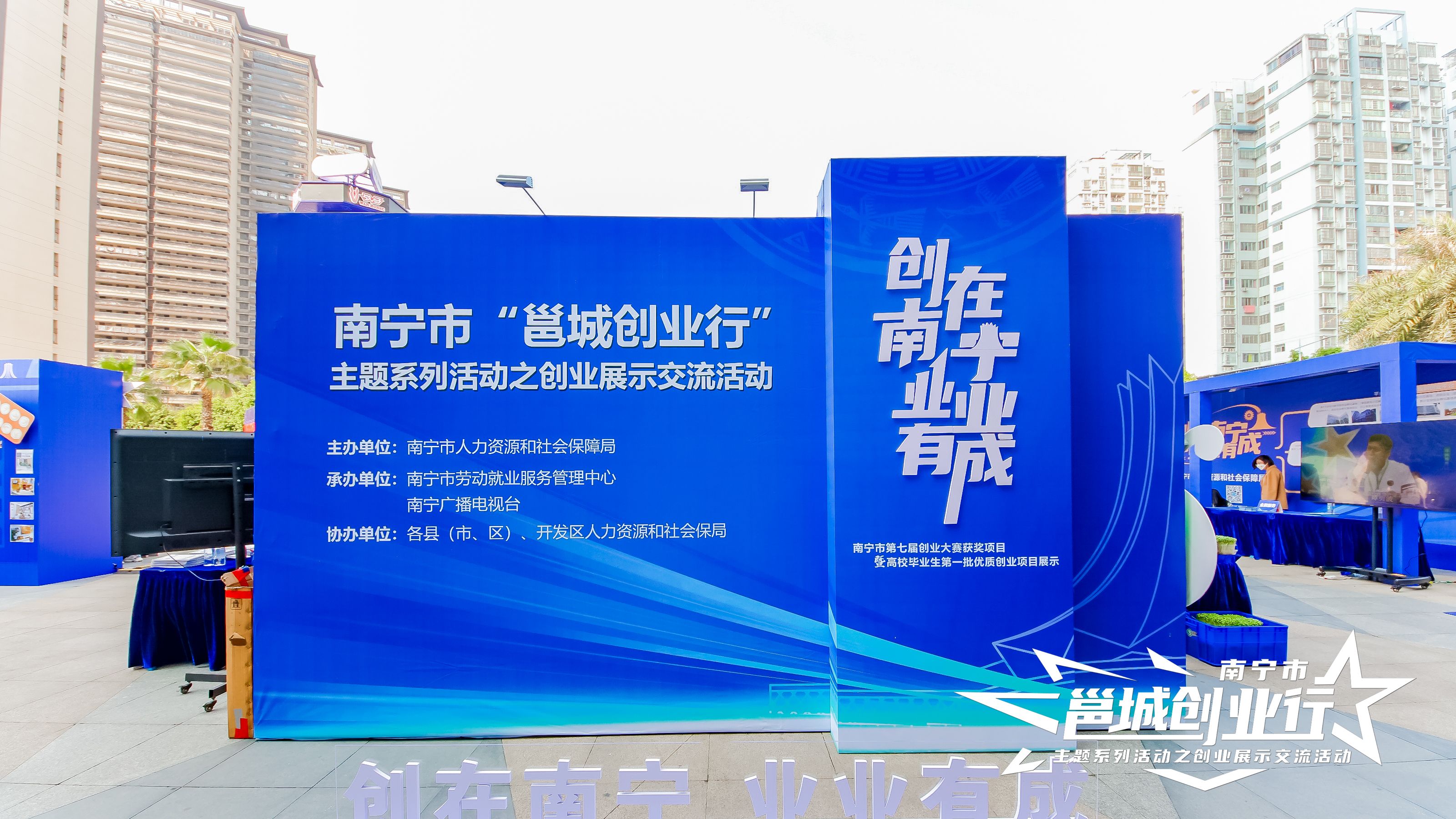 1683874285731089712.jpg HHE70033.jpg